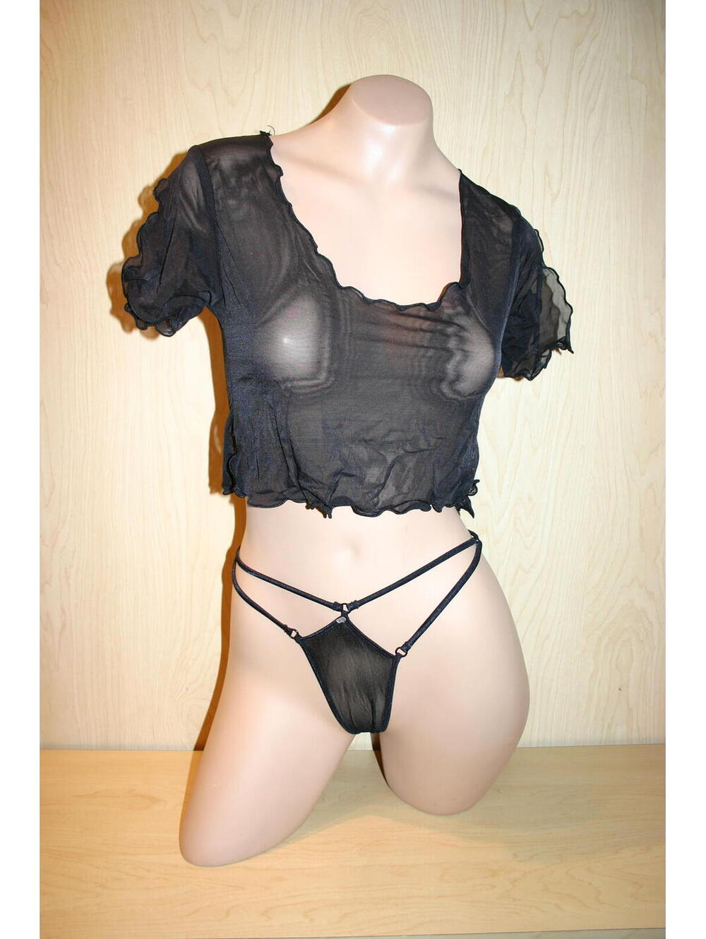 BODYZONE‎ VINTAGE Sheer mesh crop top & double strappy thong NEW